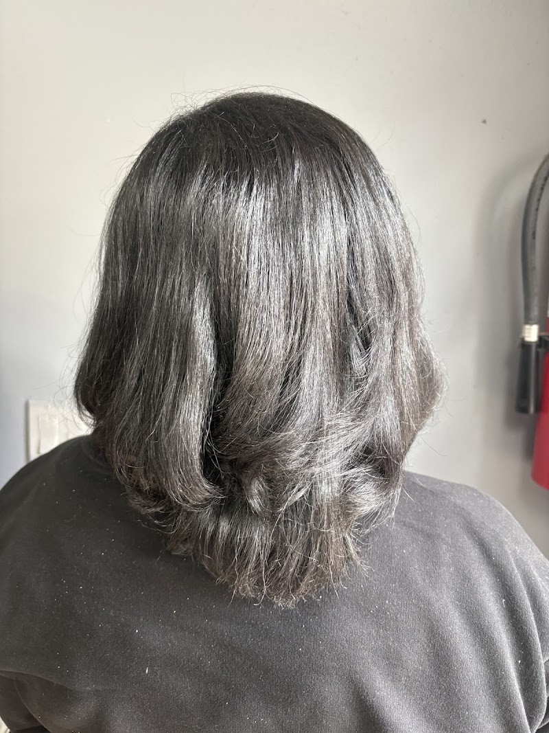 Hermie Salon